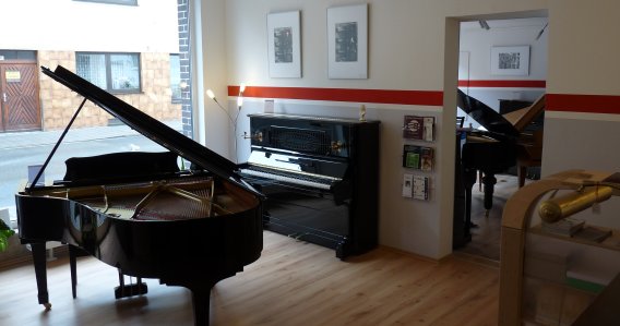 Laden von Piano Leisse mit Klavieren und Flügeln