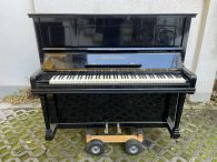 Klavier GROTRIAN STEINWEG 130 cm